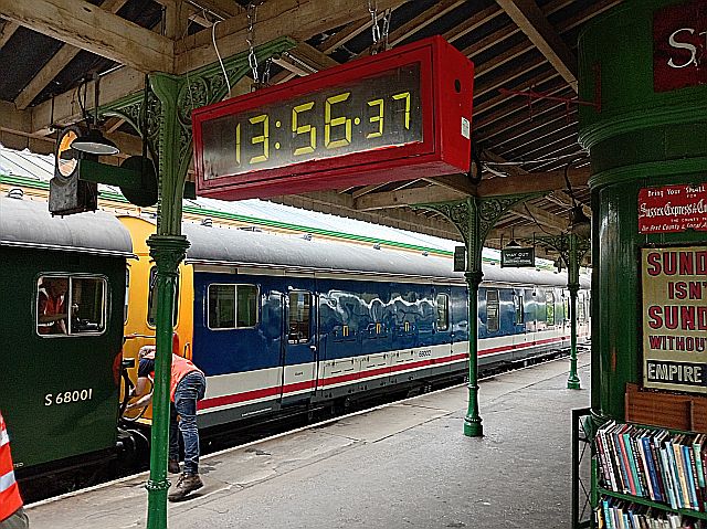 ./NSE_Clock_68002_1788370472960